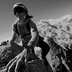Apple Watch Ultra 2 GPS + Cellular Olive Alpine Loop Titanium 49mm Μεταχειρισμένο με 23 μήνες Εγγύηση