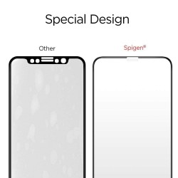 Γυαλί Προστασίας Spigen Glass FC Apple iPhone 11 (6.1") Full Screen Cover Black  (064GL25233)